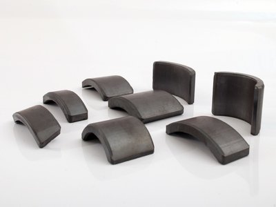 Arc Segment Ferrite Magnet
